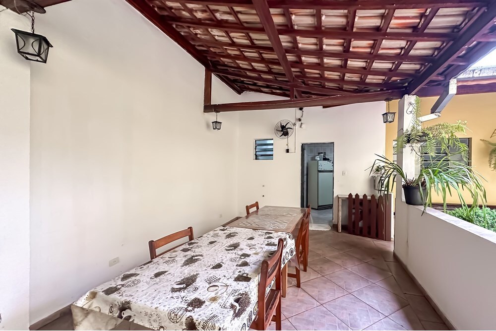 JMKVPJ 212 Prédio 601461005-128 - REMAX NM Exclusividades JMKVPJ 212 Prédio 601461005-128 - REMAX NM Exclusividades