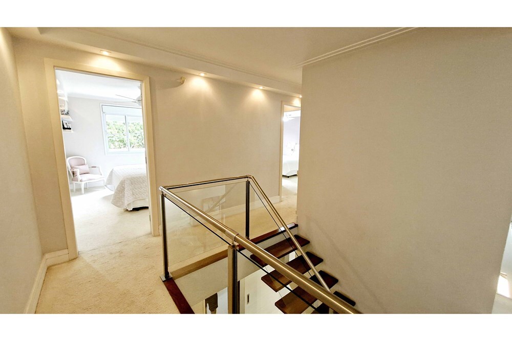 CHG 17 601361045-12 - REMAX Trio Exclusividades