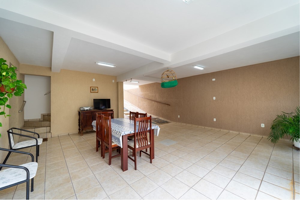 JTMFC 198 Casa 690591004-62 - REMAX Máxima Exclusividades