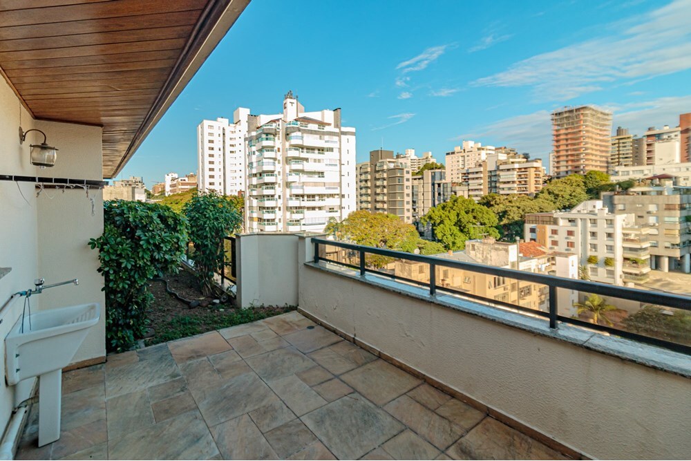 Residencial Multifamiliar de 3 quartos, 290m² no bairro Moinhos de Vento, em Porto Alegre | Eu Corretor