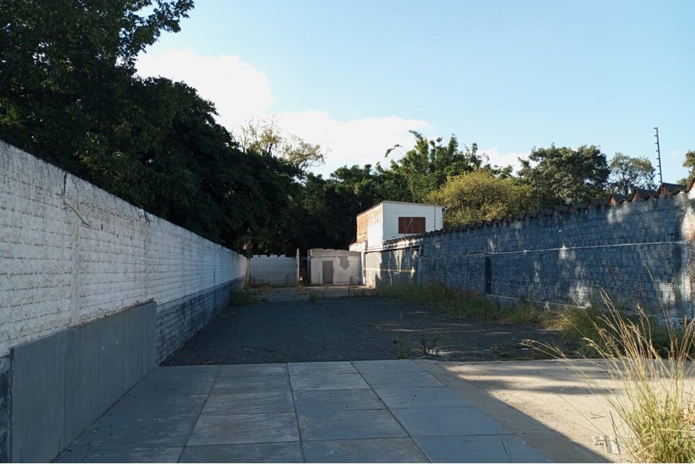 Residencial Multifamiliar de 844m² no bairro Jardim Sabará, em Porto Alegre | Eu Corretor