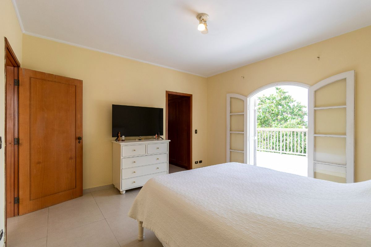 Residencial Multifamiliar de 4 quartos, 294m² no bairro Jardim Leonor, em São Paulo | Eu Corretor