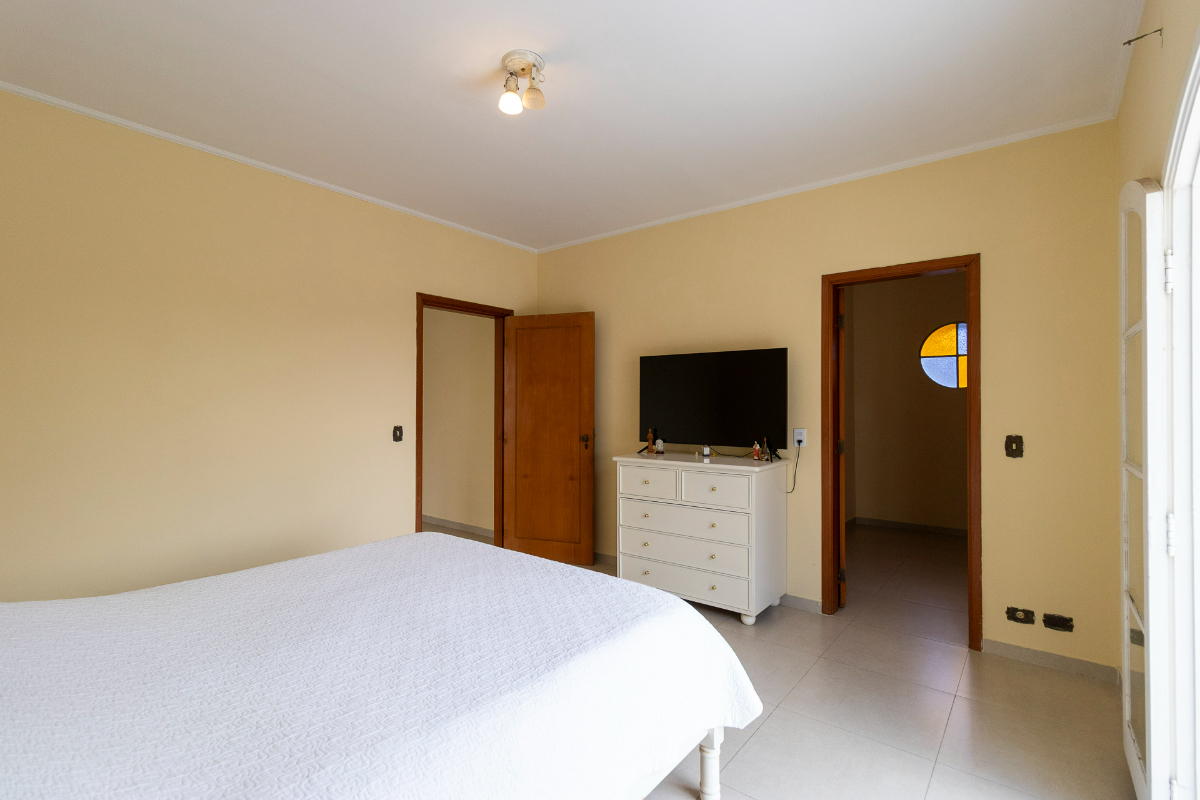 Residencial Multifamiliar de 4 quartos, 294m² no bairro Jardim Leonor, em São Paulo | Eu Corretor