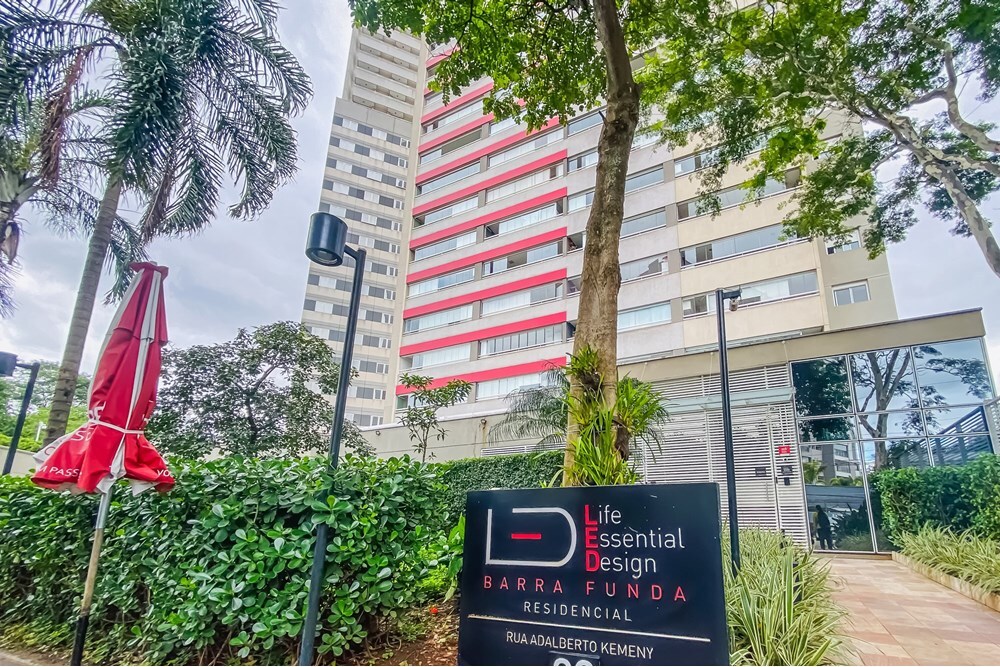 BFAK 82 Apto 601371005-17 - REMAX Boutique Exclusividades