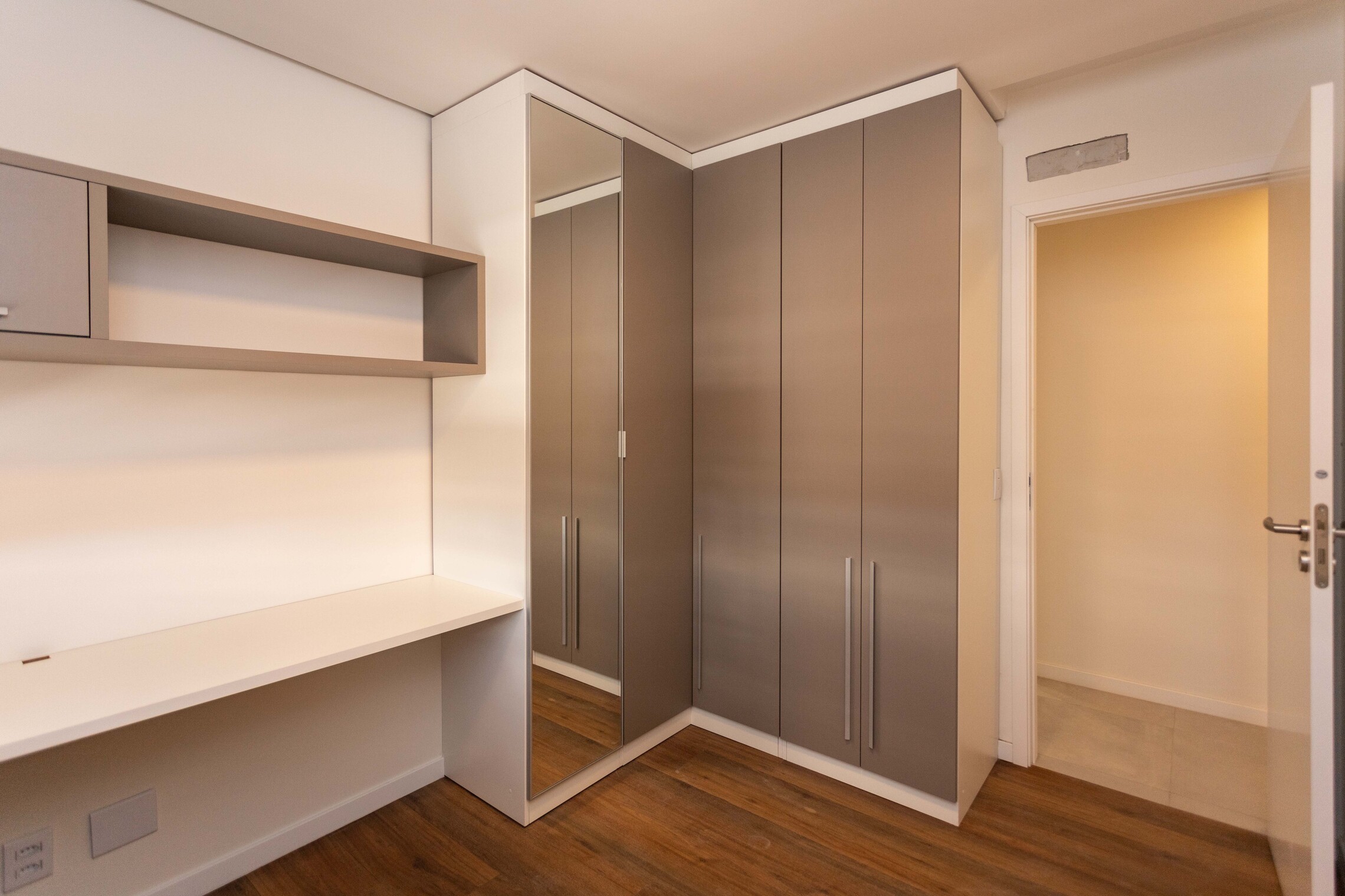 Residencial Multifamiliar de 2 quartos, 61m² no bairro Vila Ipiranga, em Porto Alegre | Eu Corretor
