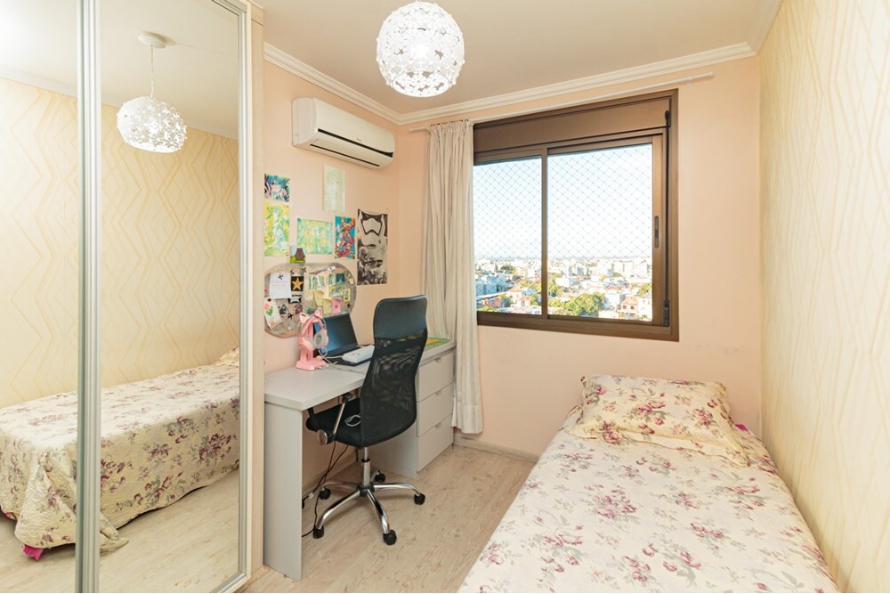Residencial Multifamiliar de 3 quartos, 94m² no bairro Cristo Redentor, em Porto Alegre | Eu Corretor