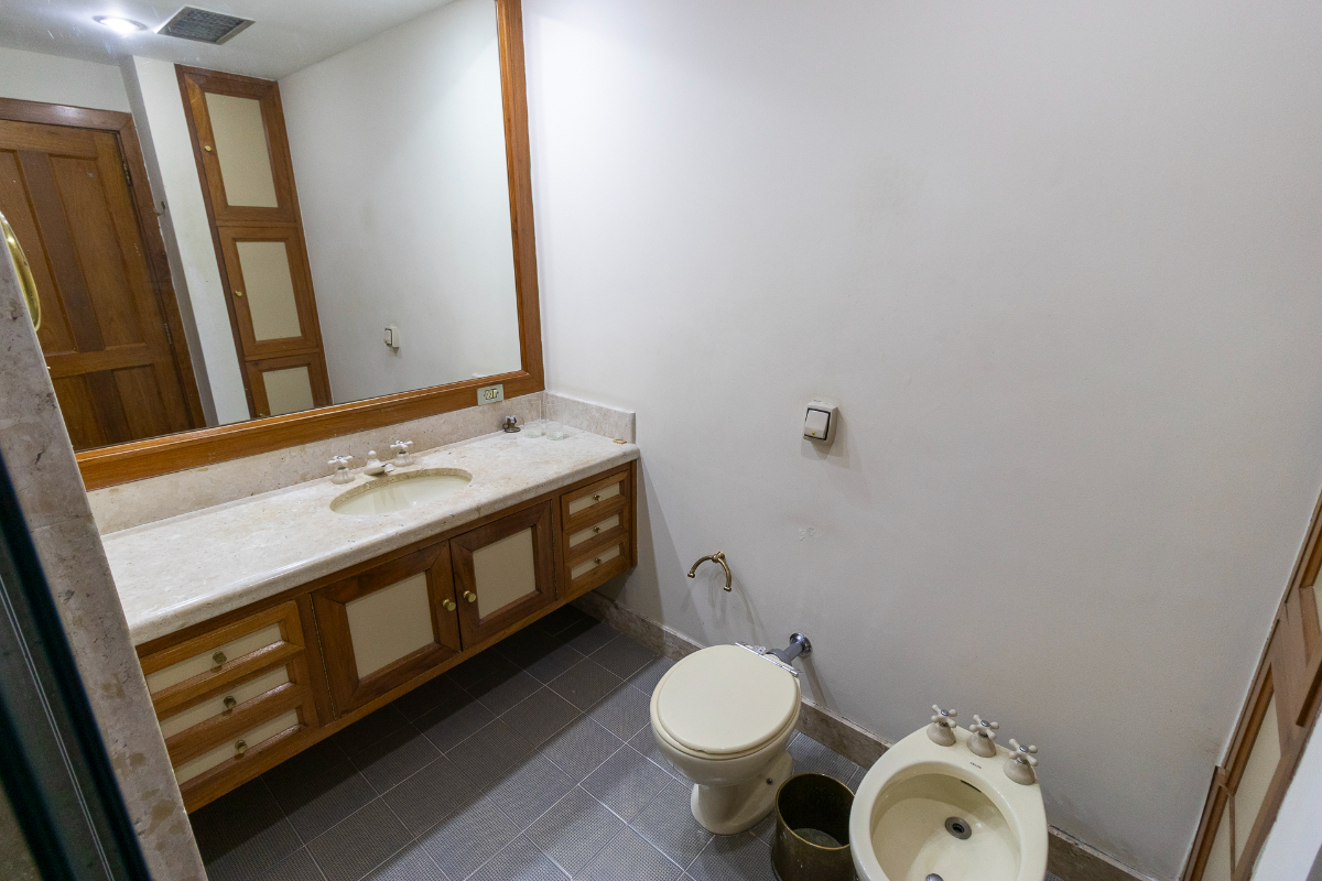 Residencial Multifamiliar de 3 quartos, 325m² no bairro Moema, em São Paulo | Eu Corretor