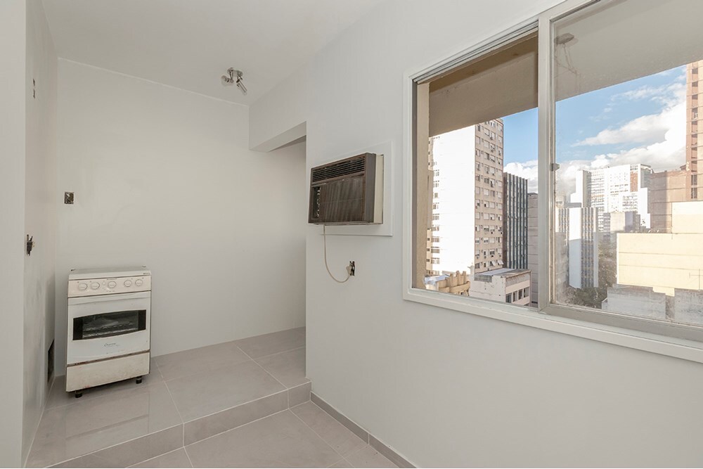 Residencial Multifamiliar de 1 quarto, 50m² no bairro Centro Histórico, em Porto Alegre | Eu Corretor