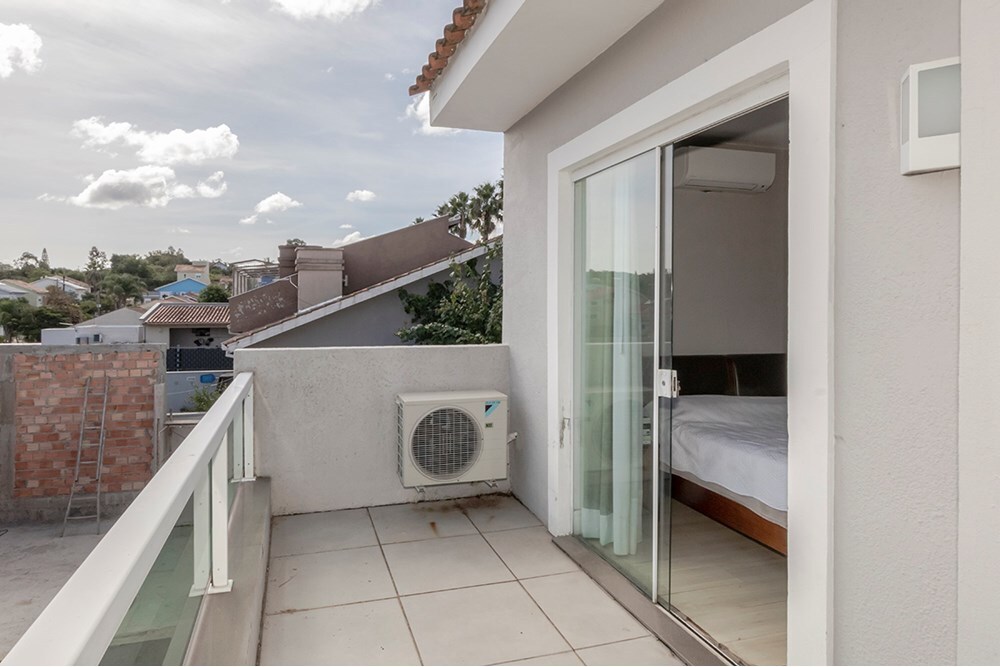 Residencial Multifamiliar de 4 quartos, 132m² no bairro Lomba do Pinheiro, em Porto Alegre | Eu Corretor