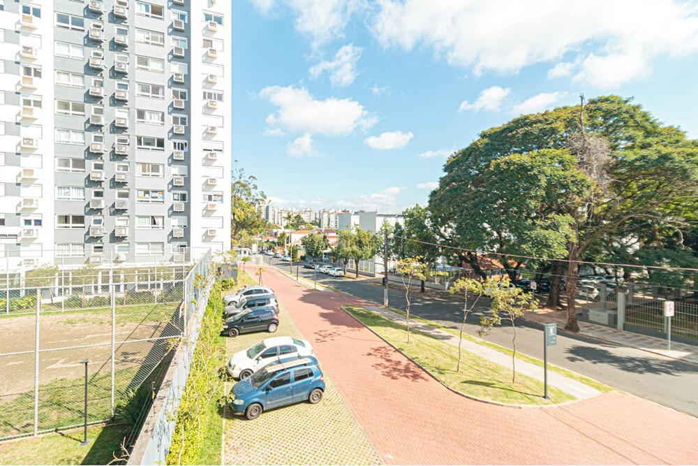 Residencial Multifamiliar de 2 quartos, 81m² no bairro Jardim Lindóia, em Porto Alegre | Eu Corretor