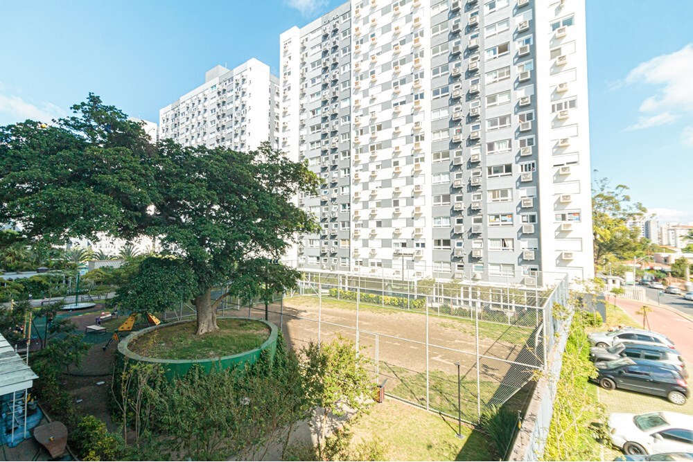 Residencial Multifamiliar de 2 quartos, 81m² no bairro Jardim Lindóia, em Porto Alegre | Eu Corretor