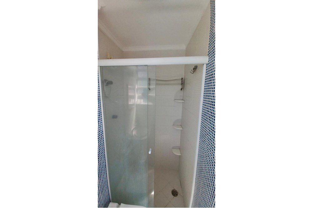 BVPG 379 Apto 601081090-5 - REMAX Lepex Exclusividades BVPG 379 Apto 601081090-5 - REMAX Lepex Exclusividades