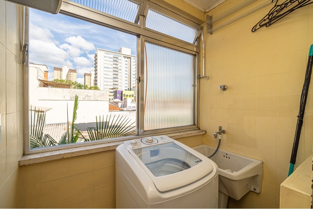 Residencial Multifamiliar de 1 quarto, 47m² no bairro Menino Deus, em Porto Alegre | Eu Corretor