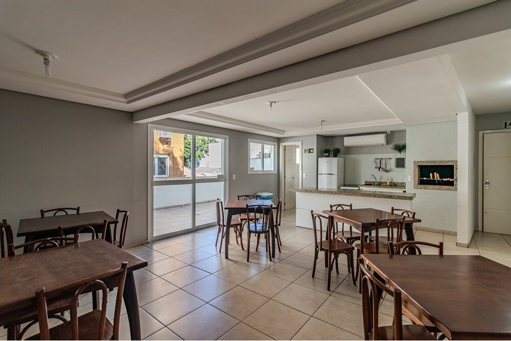Residencial Multifamiliar de 2 quartos, 69m² no bairro Santa Cecília, em Porto Alegre | Eu Corretor