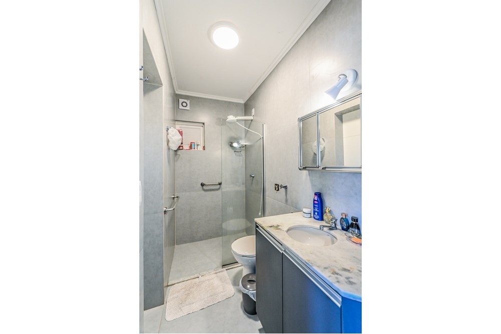 Residencial Multifamiliar de 4 quartos, 234m² no bairro Cristal, em Porto Alegre | Eu Corretor