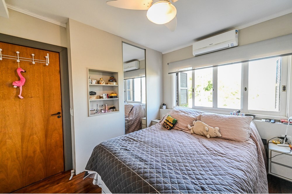 Residencial Multifamiliar de 4 quartos, 234m² no bairro Cristal, em Porto Alegre | Eu Corretor