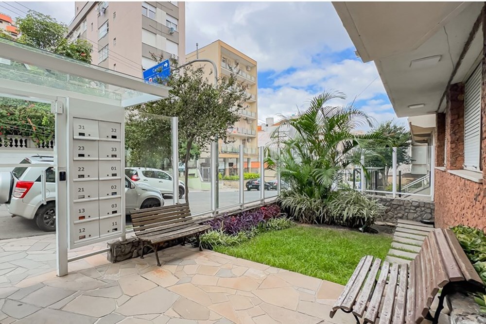 Residencial Multifamiliar de 2 quartos, 77m² no bairro Floresta, em Porto Alegre | Eu Corretor