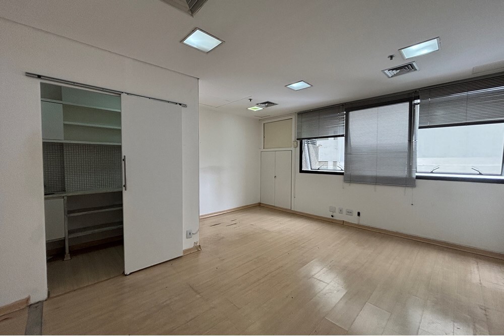 SCDAL 537 Sala 601081019-44 - REMAX Lepex Exclusividades