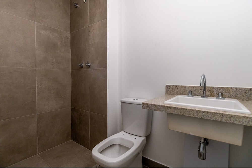 IA 772 Apto 601401028-36 - REMAX Paradisus Exclusividades