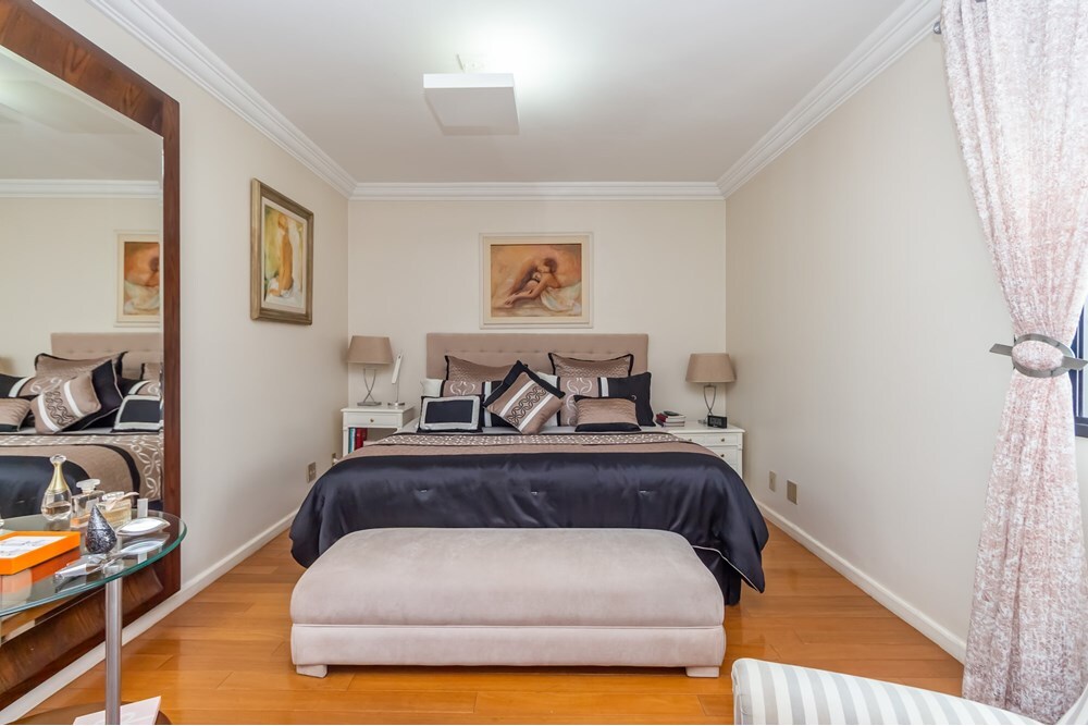 Residencial Multifamiliar de 4 quartos, 198m² no bairro Moema, em São Paulo | Eu Corretor