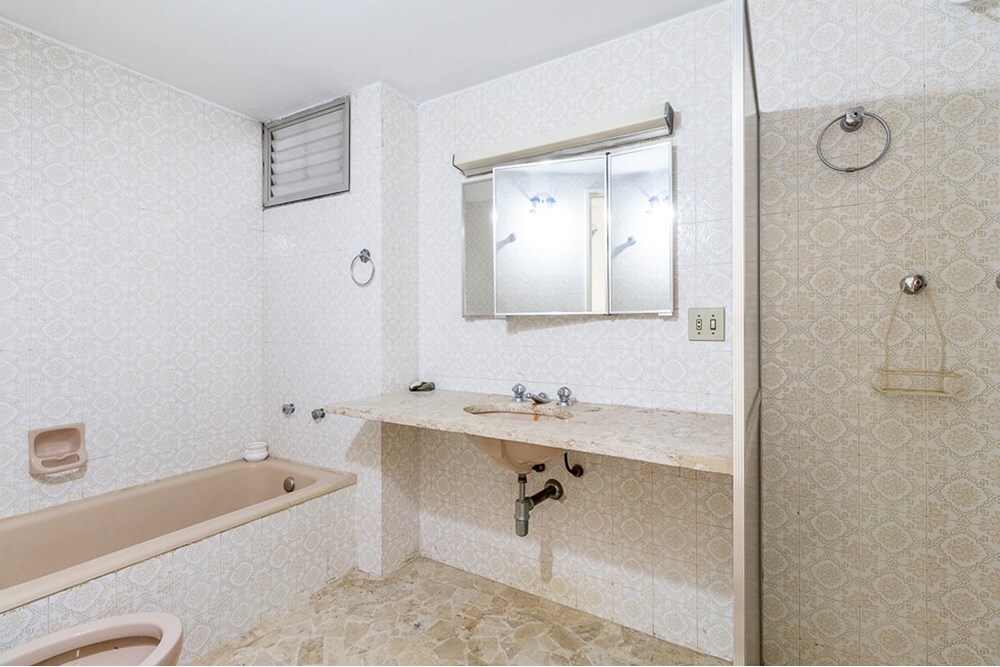 IBJA 294 Apto 601081044-88 - REMAX Lepex Exclusividades IBJA 294 Apto 601081044-88 - REMAX Lepex Exclusividades