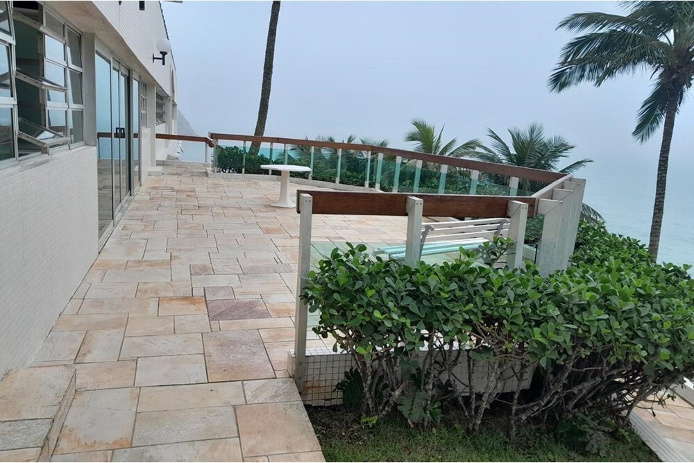 JEGG 582 Apto 601081064-37 - REMAX Lepex Exclusividades