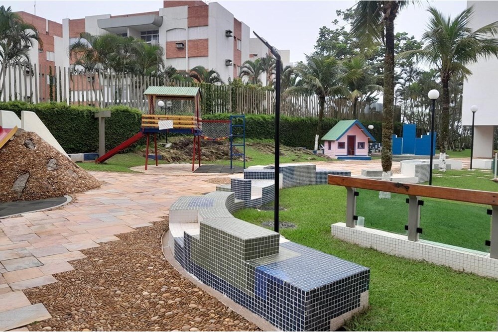 JEGG 582 Apto 601081064-37 - REMAX Lepex Exclusividades