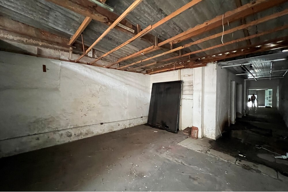 CLDV 1022 Loja 601401007-45 - REMAX Paradisus Exclusividades