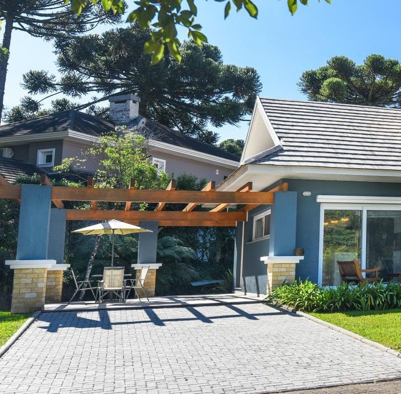 Residencial Multifamiliar de 5 quartos, 400m² no bairro Dante, em Canela | Eu Corretor