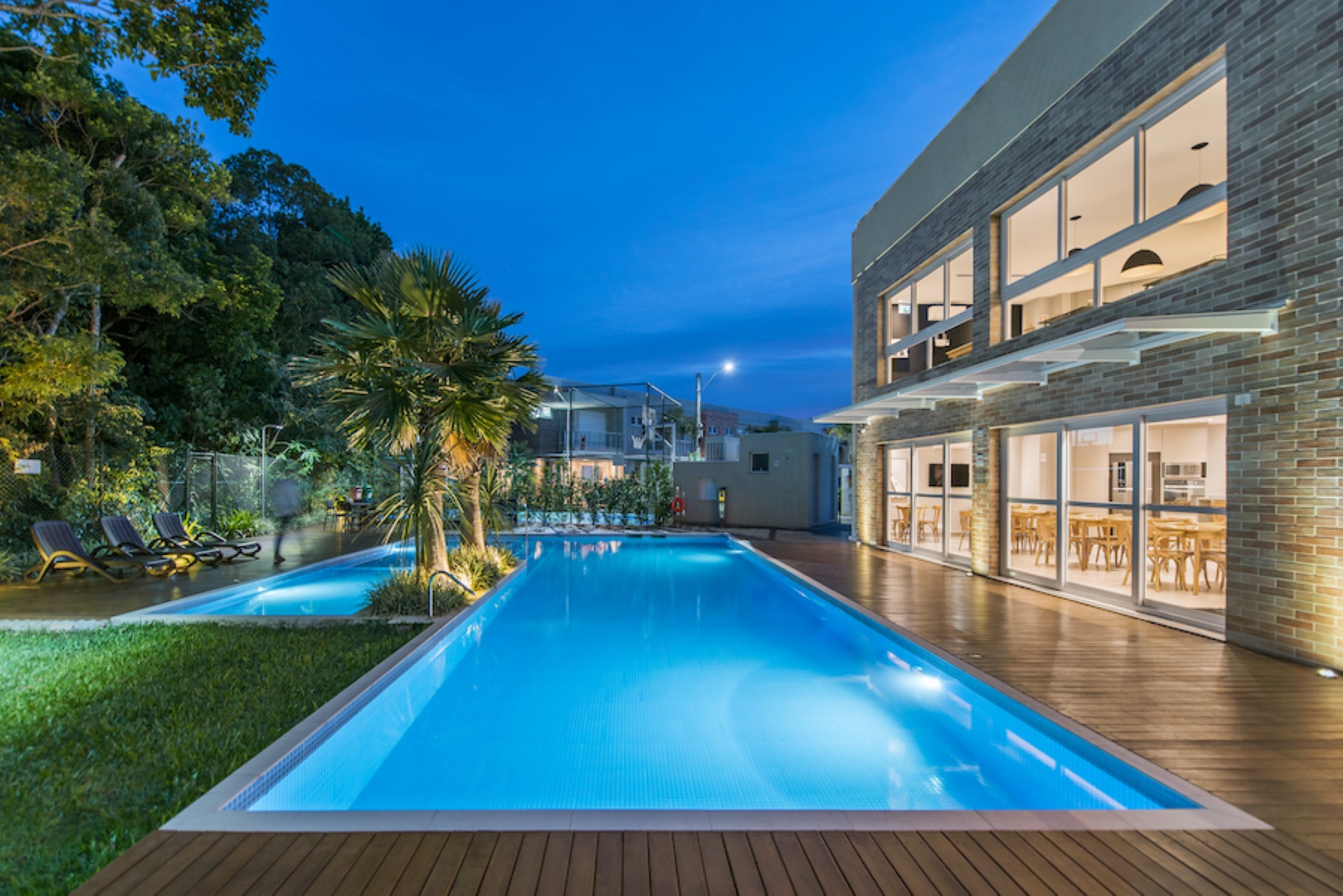 Residencial Multifamiliar de 3 quartos, 188m² no bairro Vila Nova, em Porto Alegre | Eu Corretor