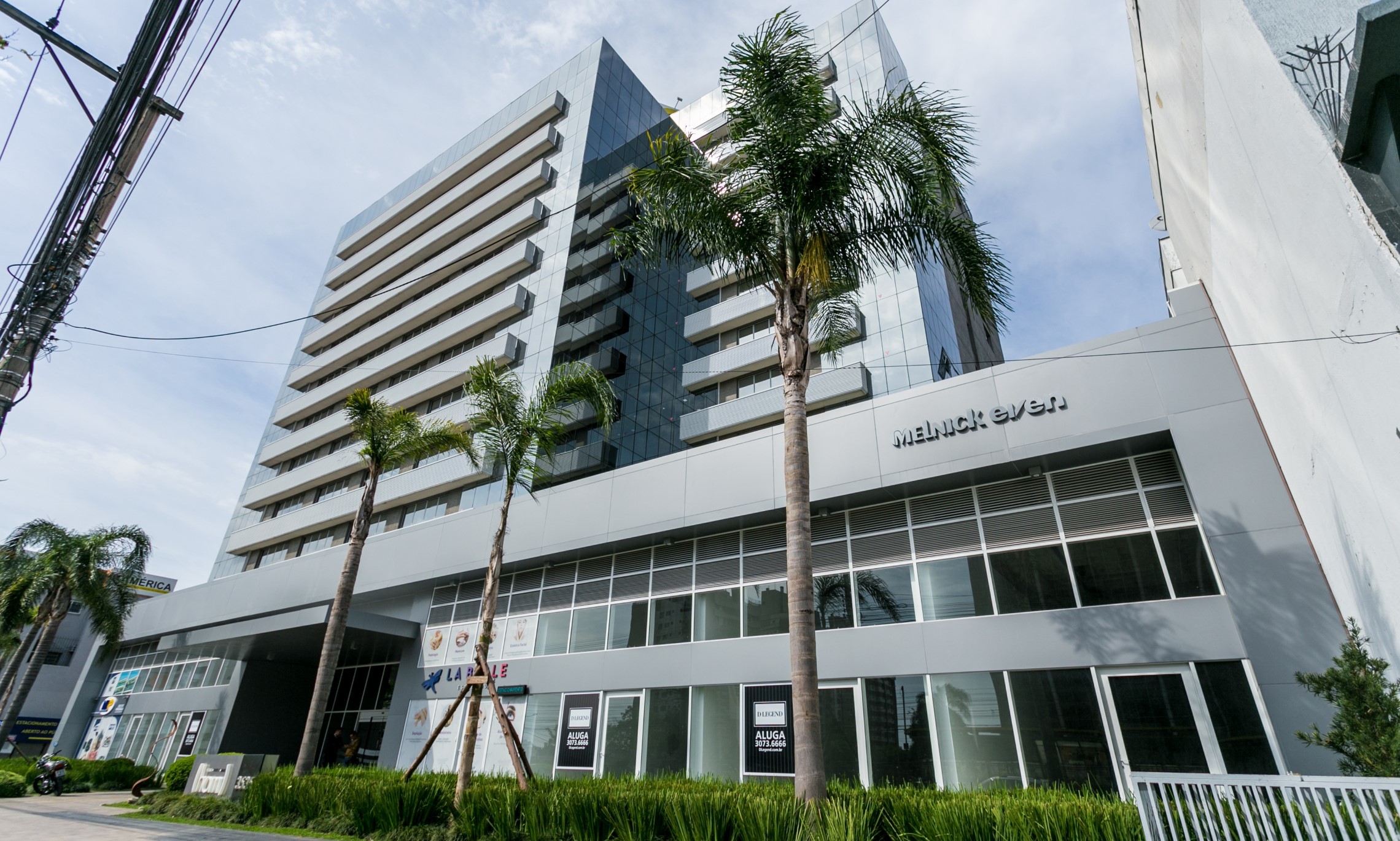 HOM Lindóia Office - Melnick