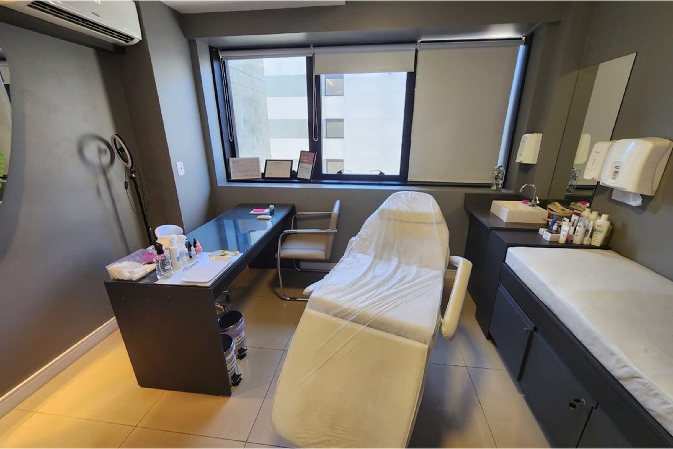 MRGS 330 Sala 610241017-116
