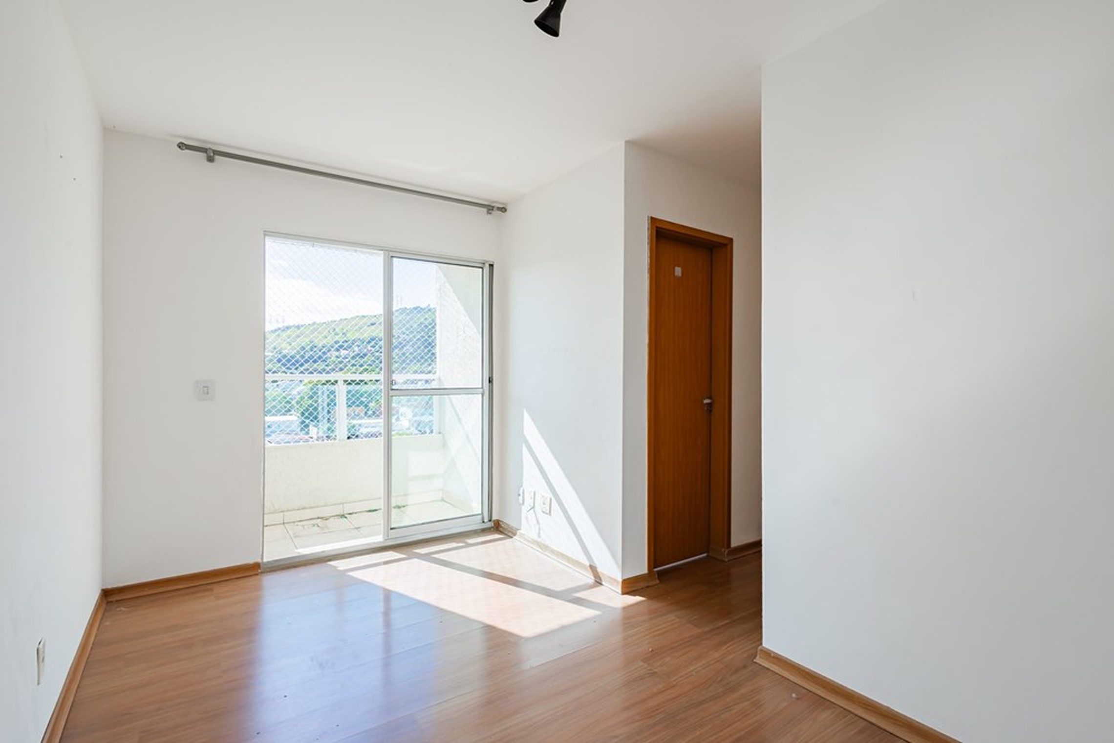 MSPA 8201 Apto 612521003-295 — Apartamento 2 dorm