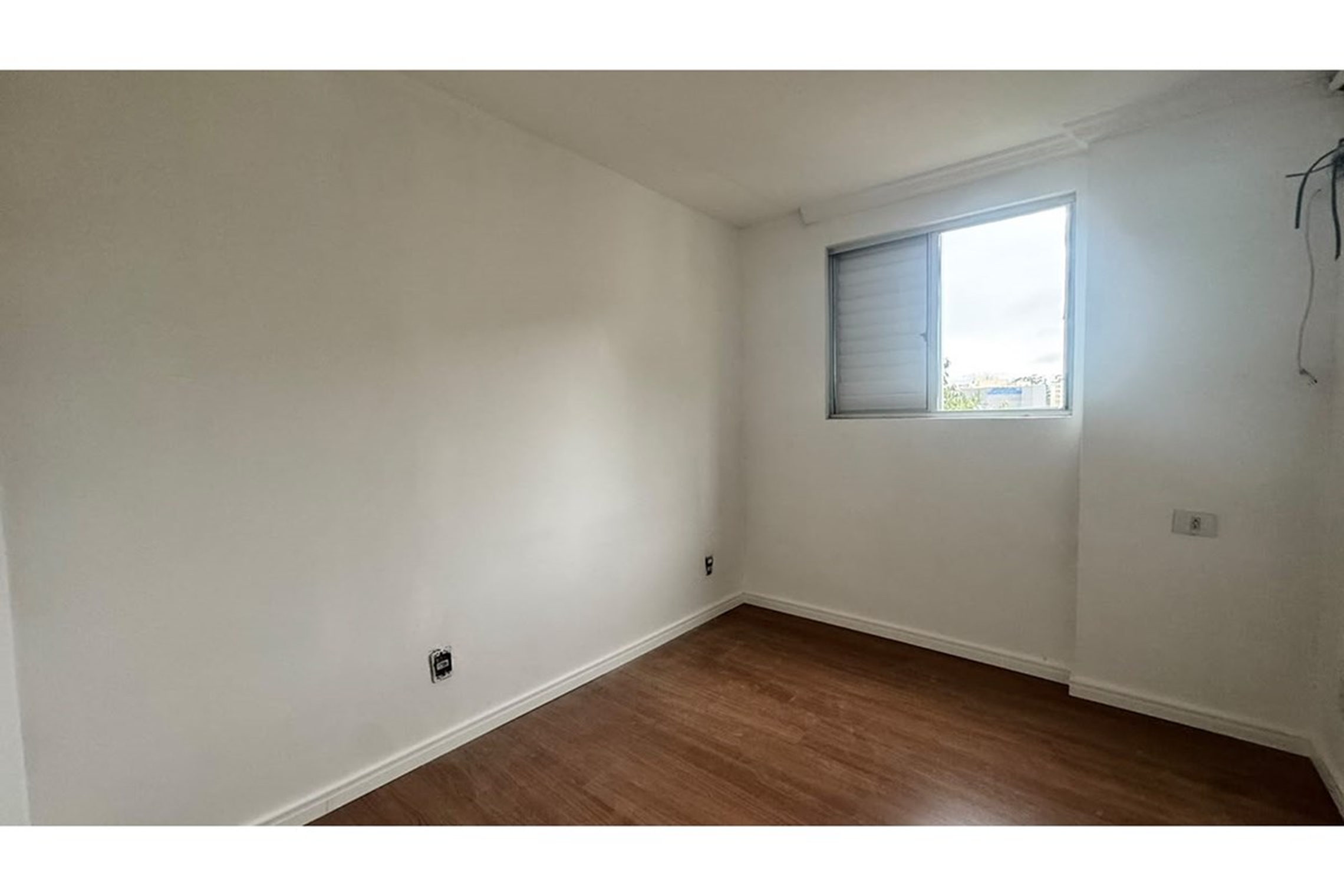 MGADC 115 Apto 610241034-109 — Apartamento 1 dorm