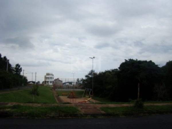 Residencial Multifamiliar de 228m² no bairro Espírito Santo, em Porto Alegre | Eu Corretor