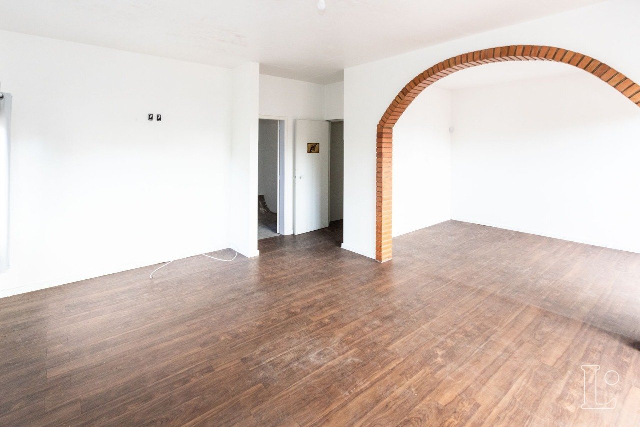 TDDDC 485 Prédio LU24290 - Luagge Imóveis Exclusividades TDDDC 485 Prédio LU24290 - Luagge Imóveis Exclusividades