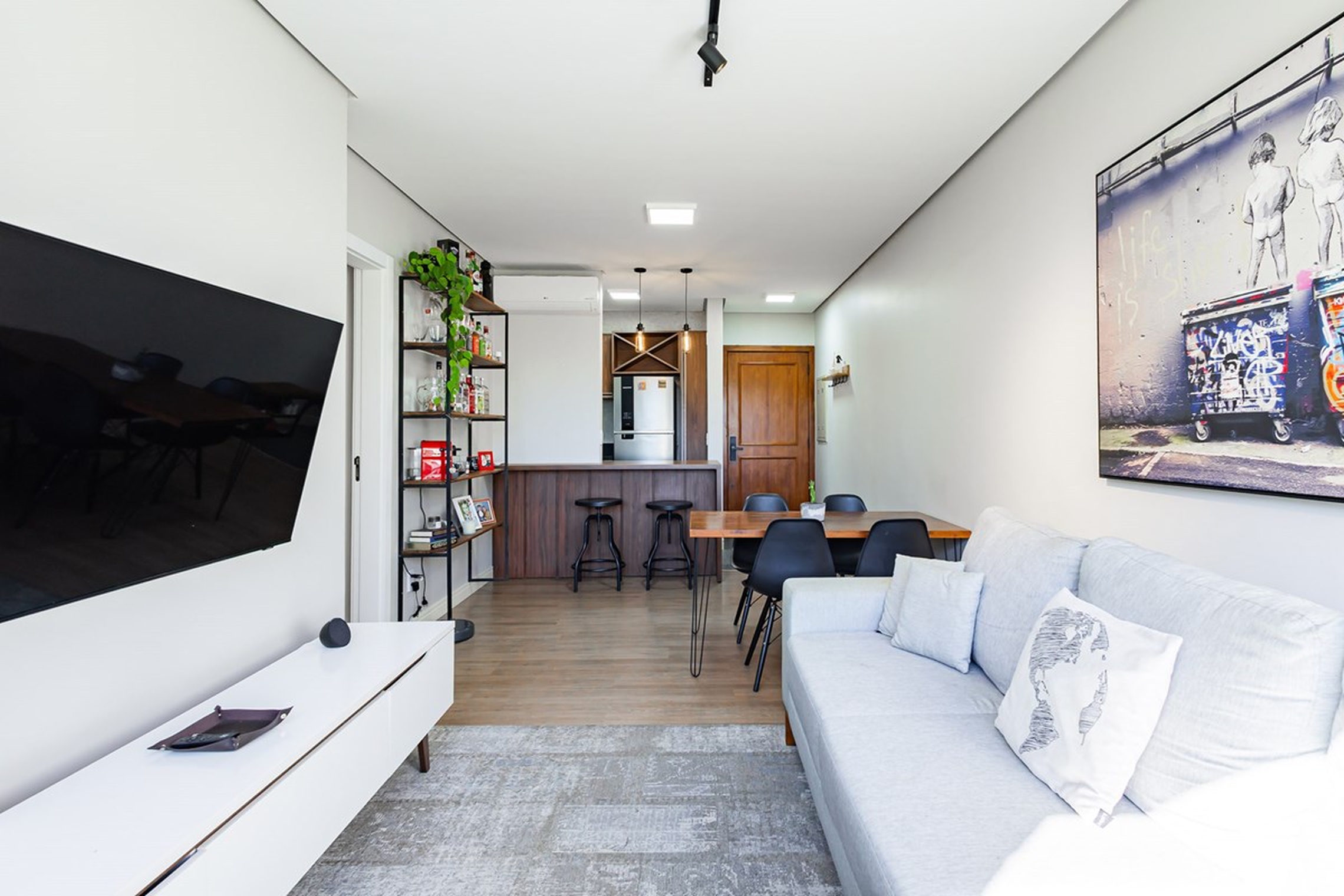 BVGIMIM 40 Apto 612521090-33 — Apartamento 3 dorm
