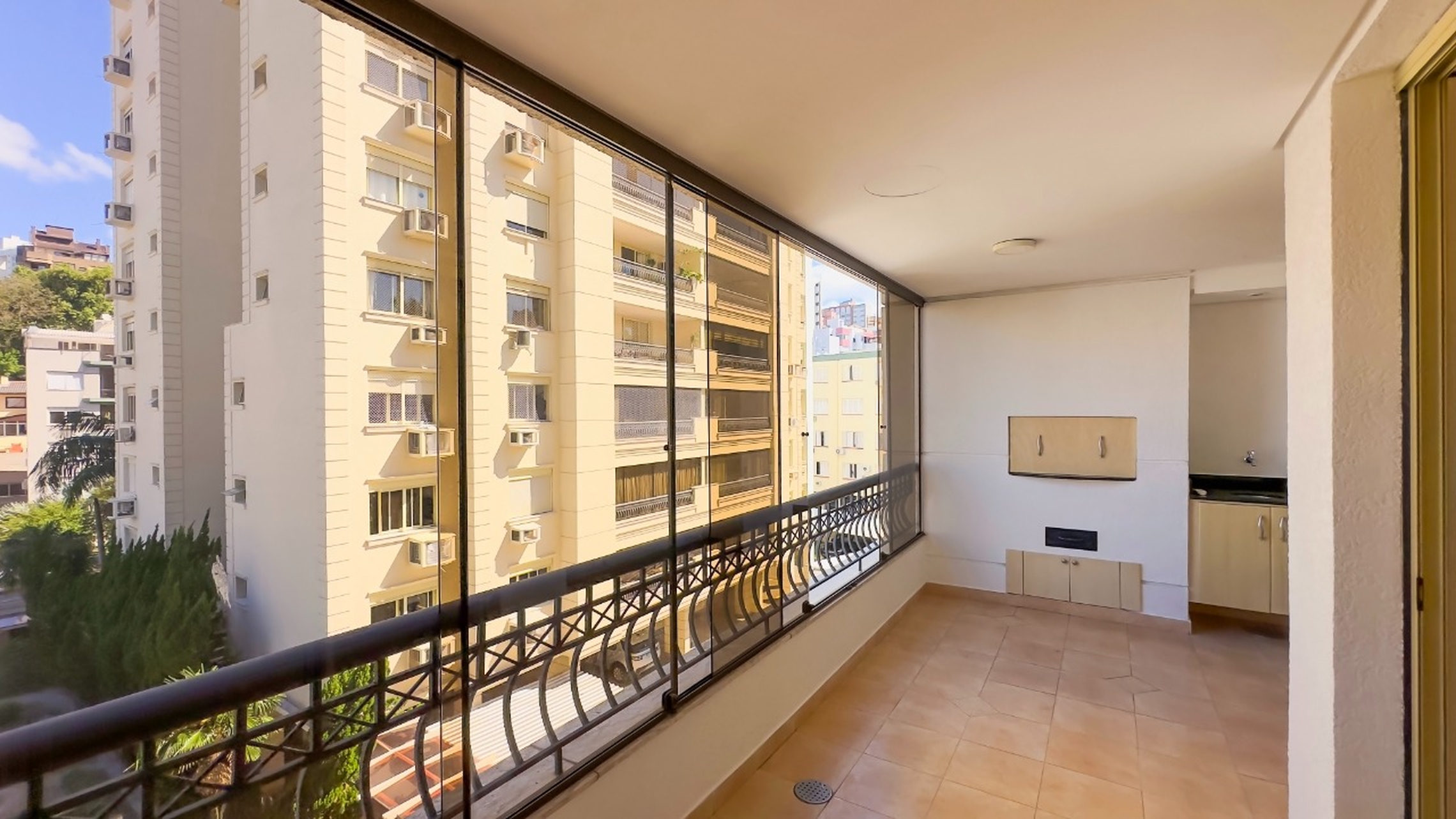 Aspen Towers Apto POA16751 — Apartamento 3 dorm