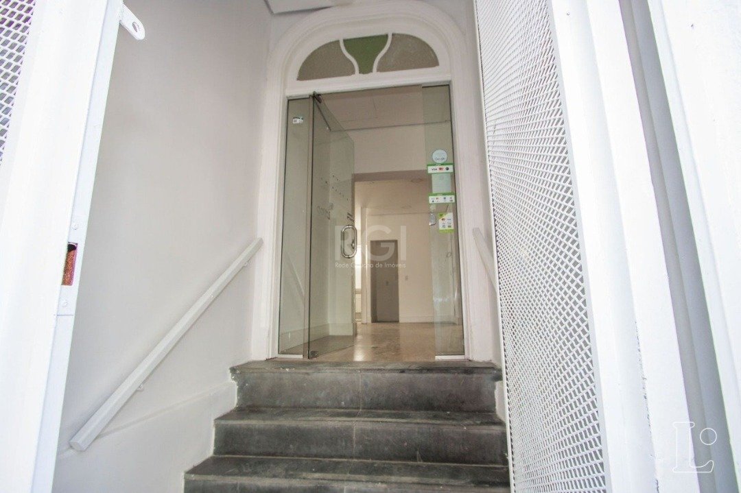 MDB 738 Prédio LU432688 - Luagge Imóveis Exclusividades