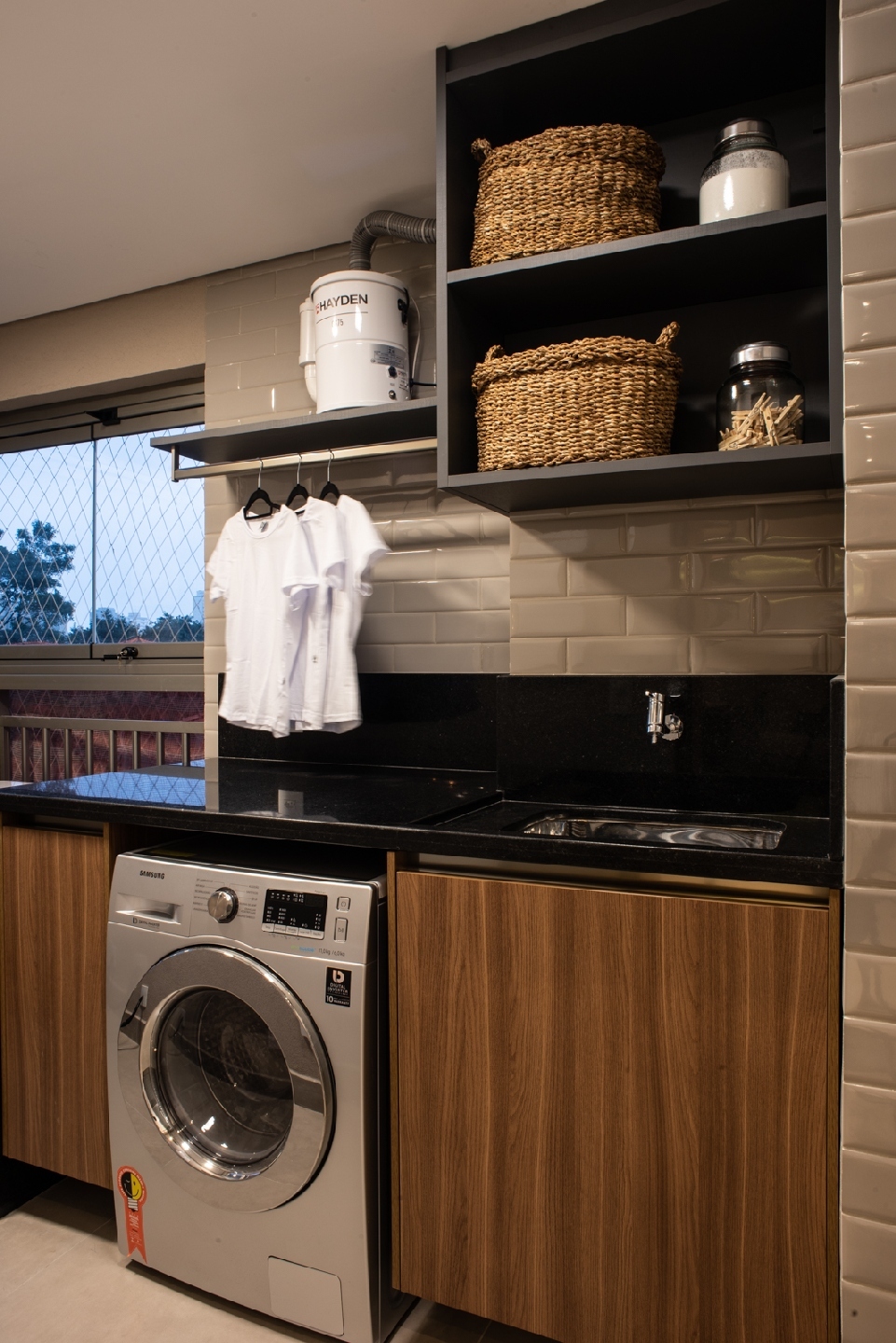 Raízes do Parque - Caucaso Raízes do Parque - Caucaso