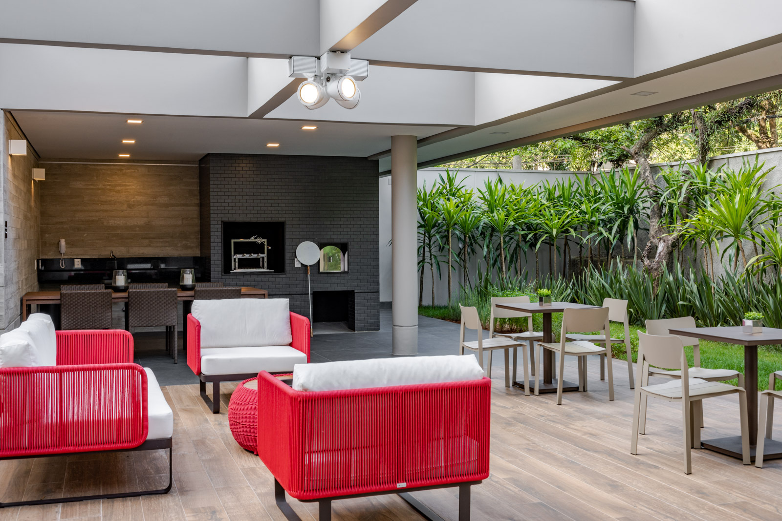 Raízes do Parque - Caucaso Raízes do Parque - Caucaso