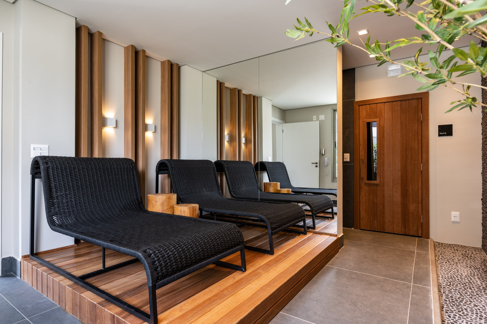 Raízes do Parque - Caucaso Raízes do Parque - Caucaso