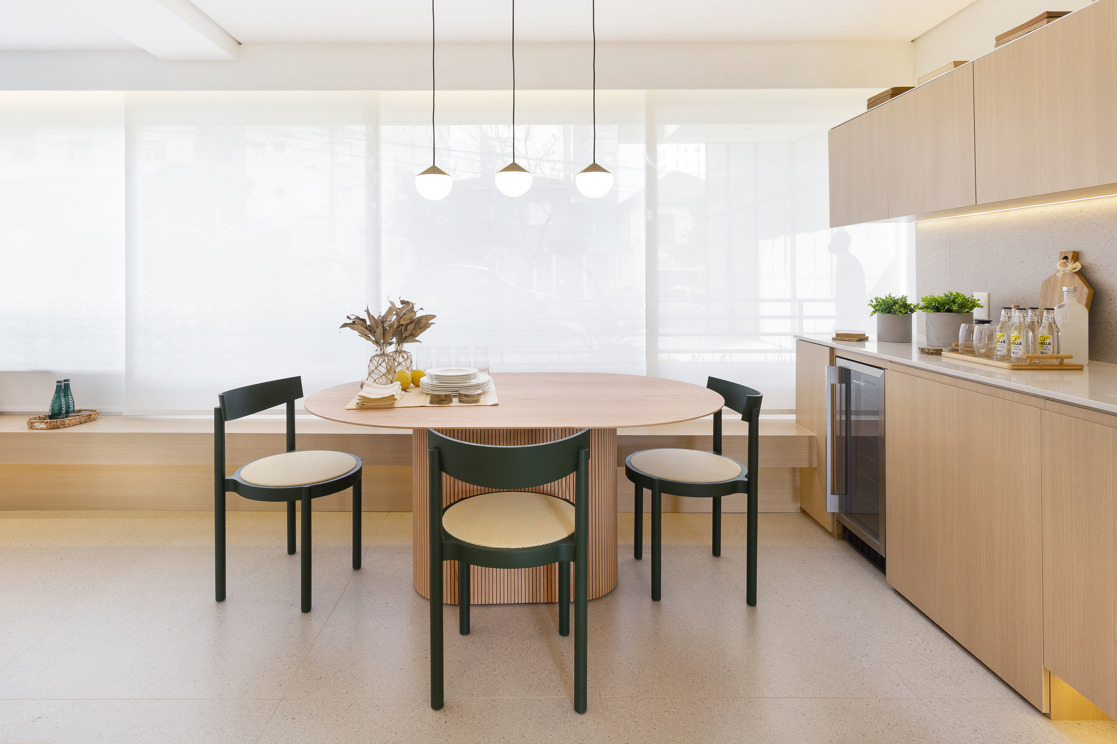 Essence Vila Mariana - Caucaso Essence Vila Mariana - Caucaso