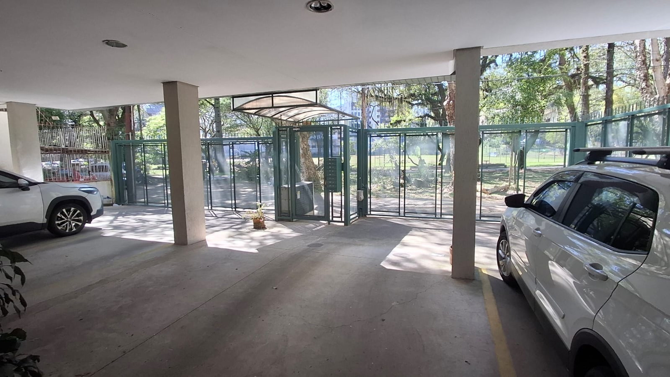 Apartamento no Edificio Tamandaré Apto 95805, 2 quartos, à venda, 74 m², Petrópolis - Porto Alegre — foto 3