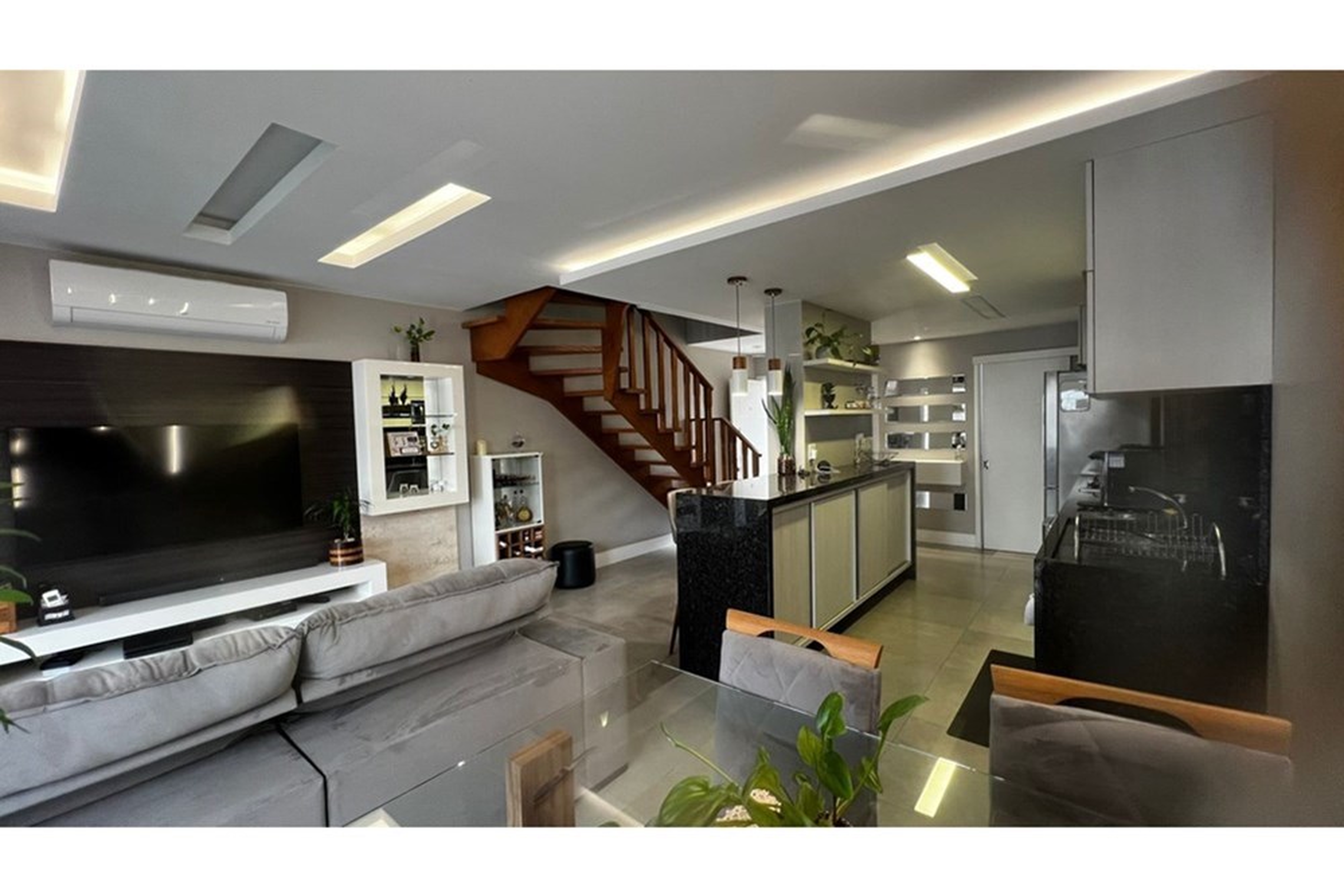 LDPJEF 300 Casa 612541001-260 - REMAX Street Exclusividades — foto 5