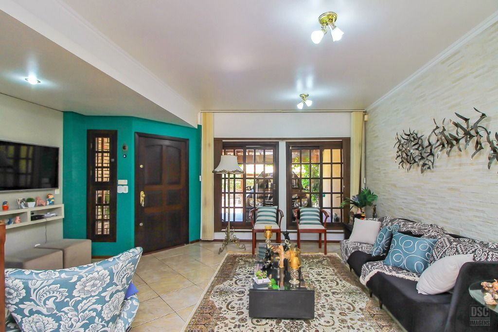 Residencial Multifamiliar de 3 quartos, 198m² no bairro Cavalhada, em Porto Alegre | Eu Corretor