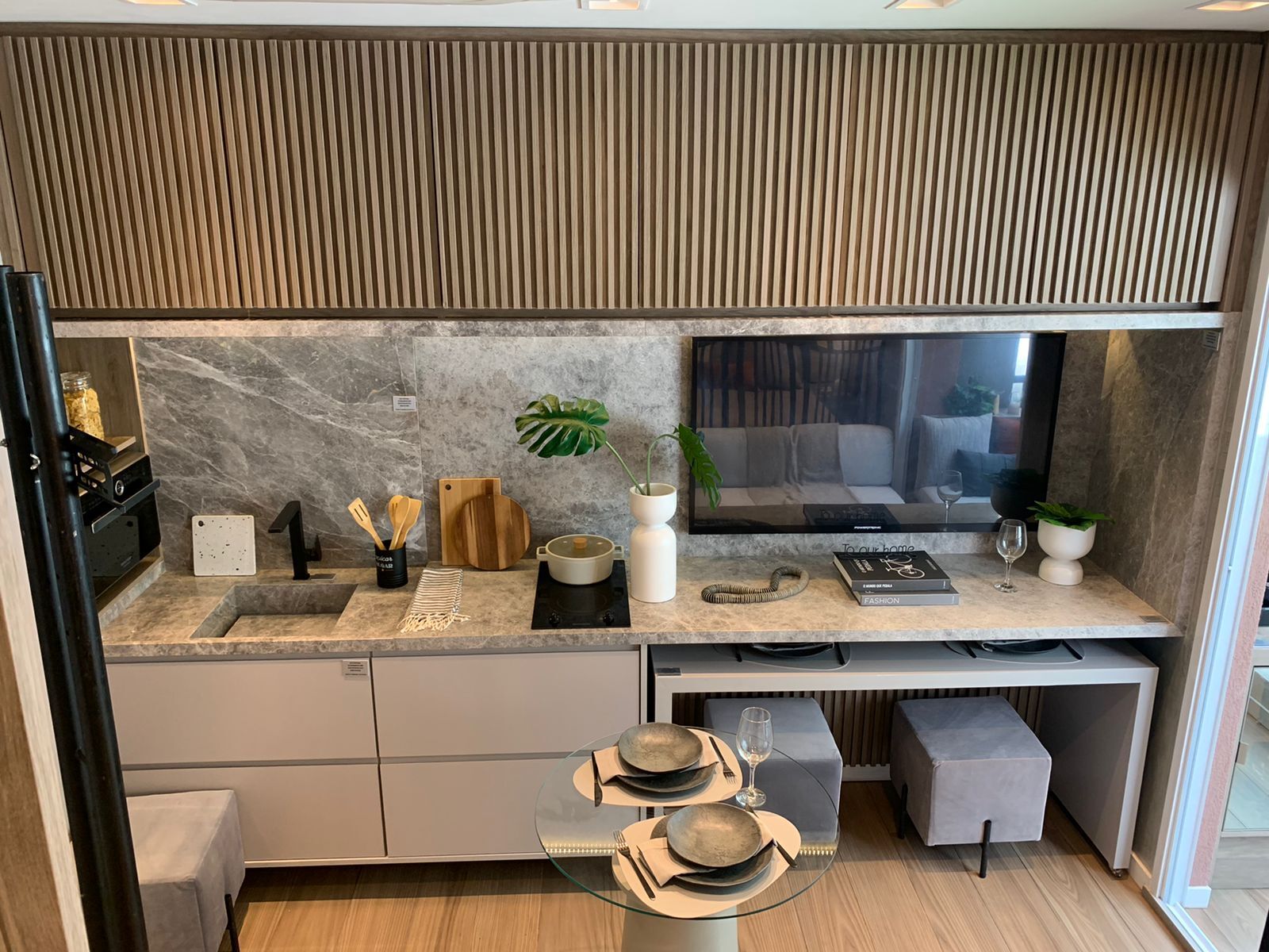 Prisma Pinheiros - NR Prisma Pinheiros - NR