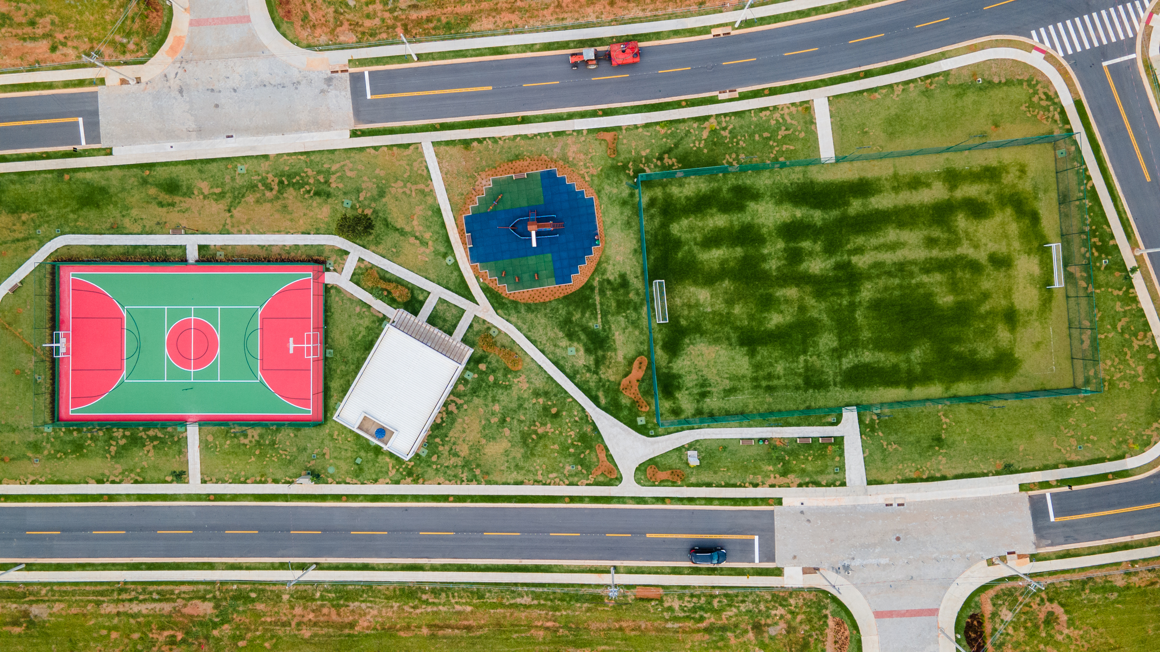 Residencial Multifamiliar de 568m² no bairro Jardim Cristal, em Aparecida de Goiânia | Eu Corretor