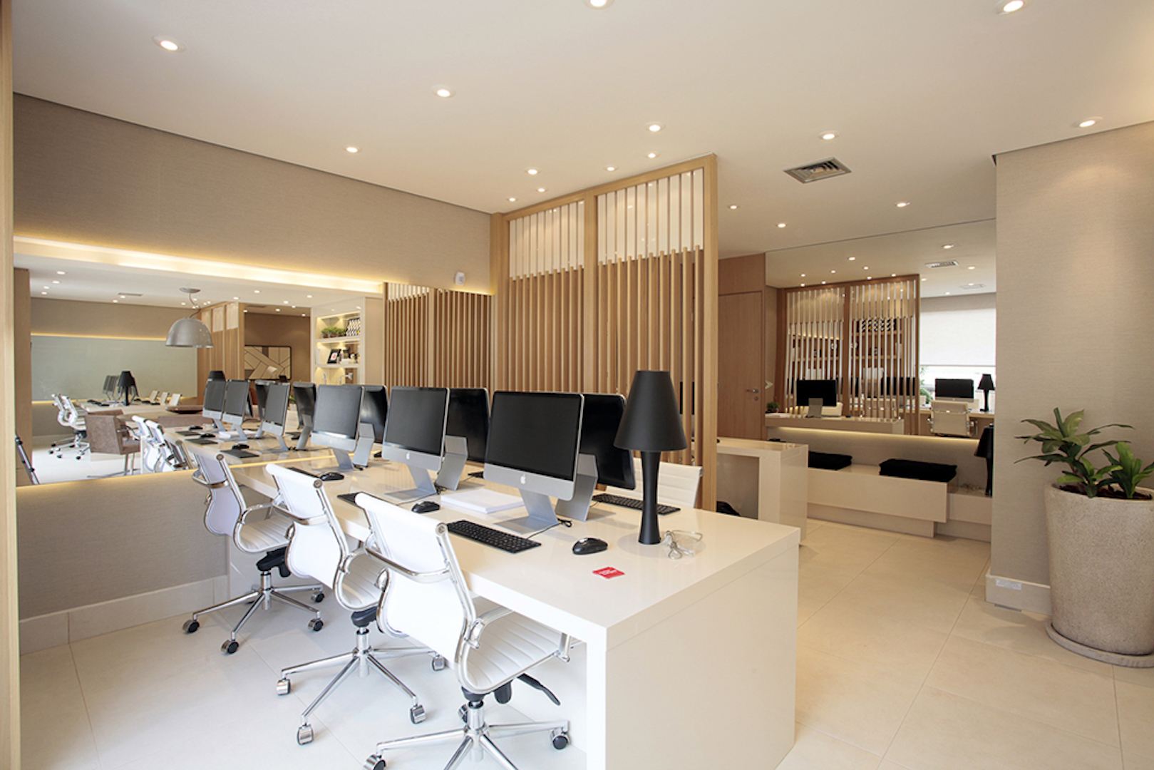 Converge Boulevard Office Mall - Exto