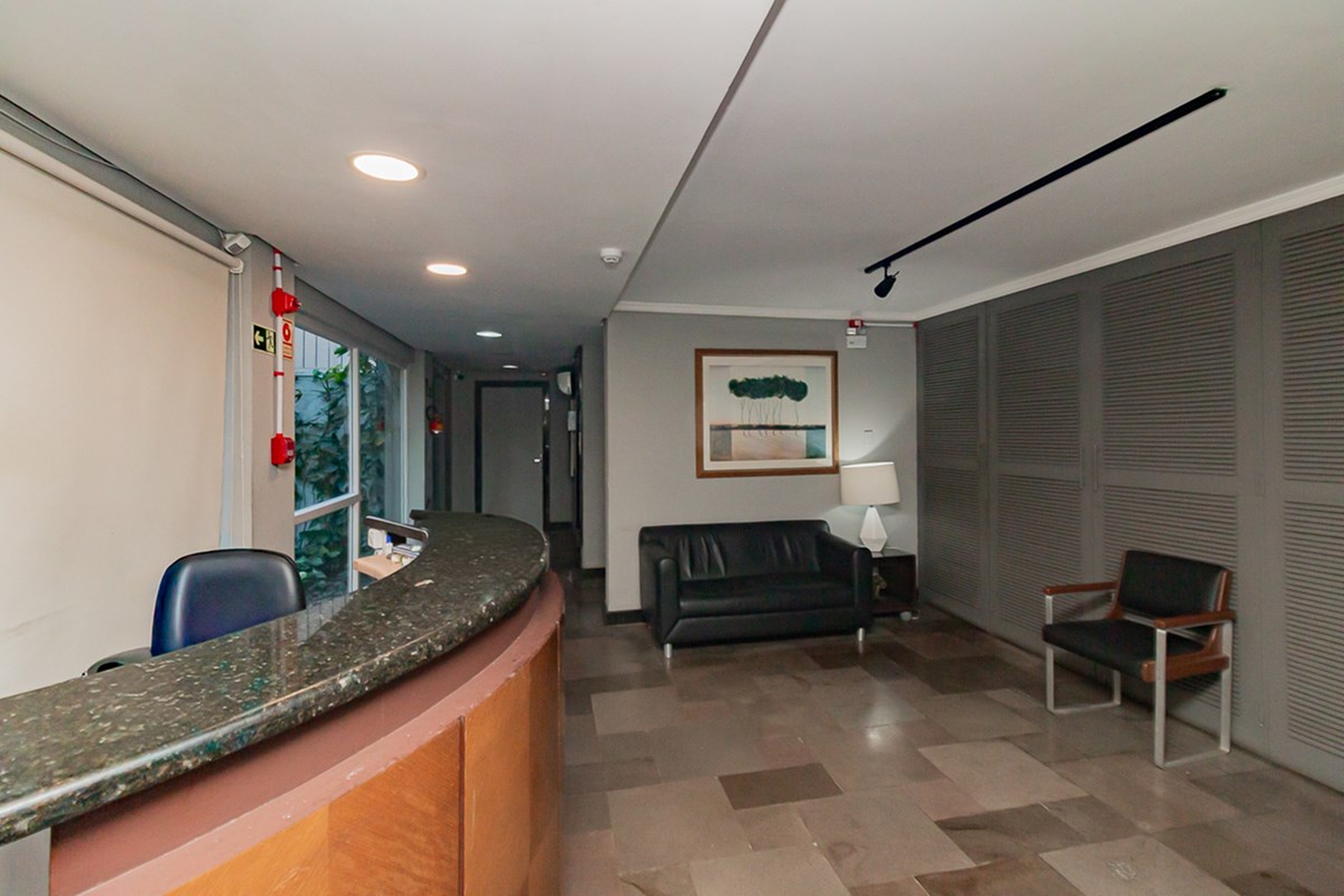 Sala, à venda, 76 m², Moinhos de Vento - Porto Alegre — foto 4